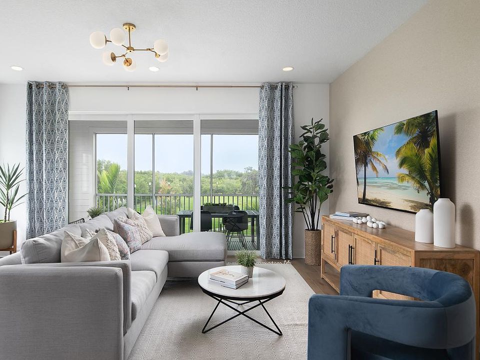 Inviting great room, perfect for entertaining