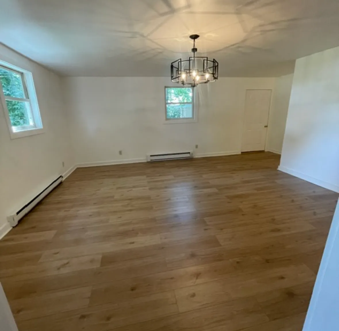 1 bed, 400 sqft, $1,000 — Photo 2