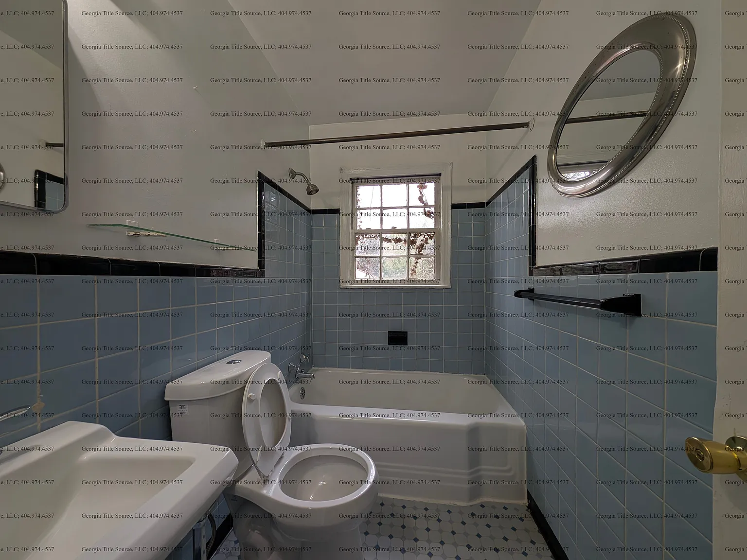 2 bed, 900 sqft, $1,700 — Photo 3
