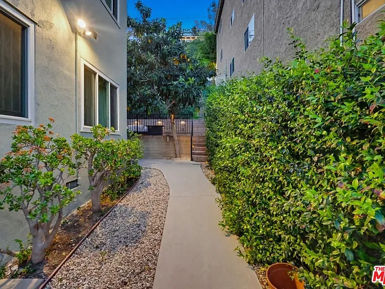 1828 Silver Lake Blvd — Photo 8