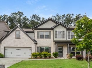 637 Overlook Glen Dr, Lawrenceville, GA 30045