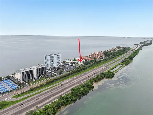 7300 Sunshine Skyway Ln S APT 202, Saint Petersburg, FL 33711