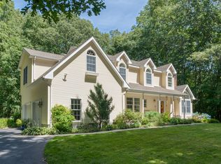 44 Spring Rock Rd, East Lyme, CT 06333