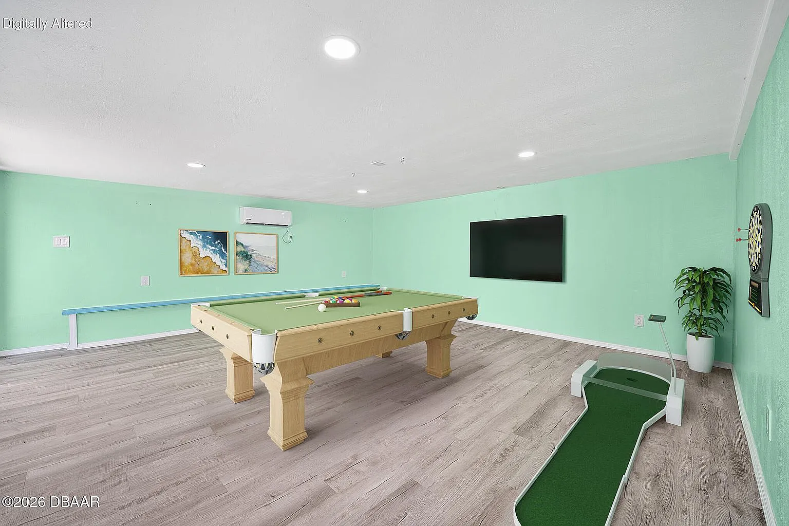 4 bed, 2.0 bath, 2028 sqft, $2,500 — Photo 4