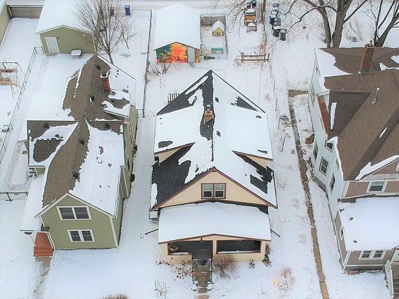 5th image of 488 Charles Ave