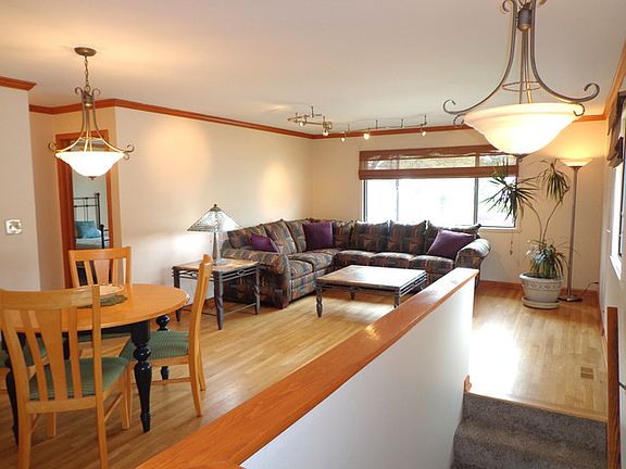 3rd image of 171 Quincy Ct APT A