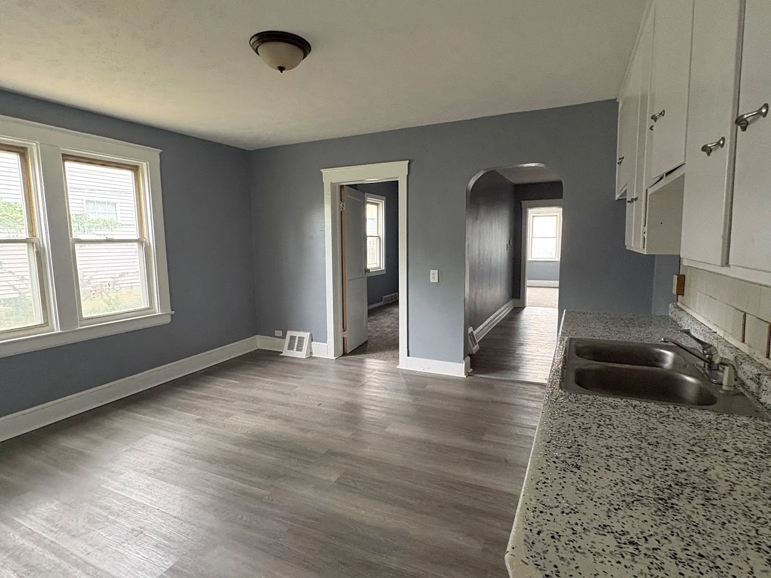 15225 Plato Ave — Photo 4