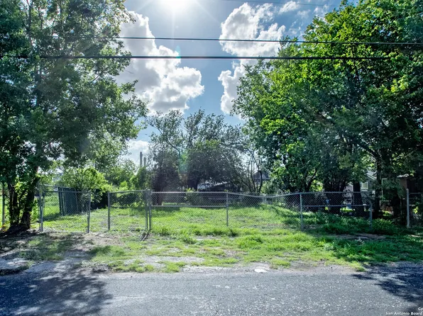 211 S OLIVE ST LOT S 60, San Antonio, TX 78203
