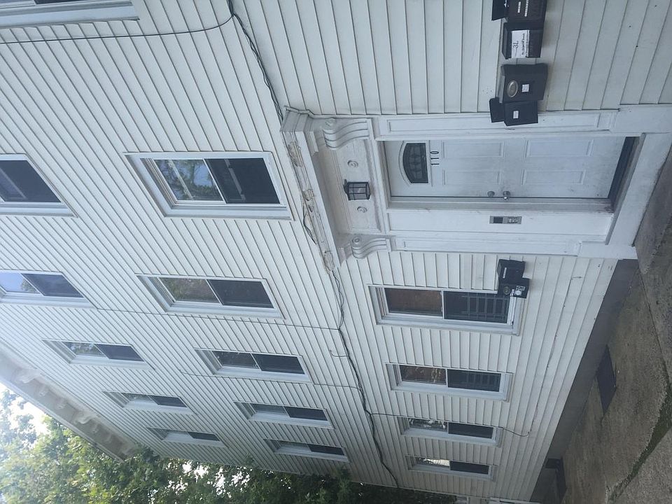 1st image of 110 Williams Ave APT 1