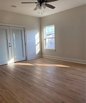 4th image of 3026 Piety St