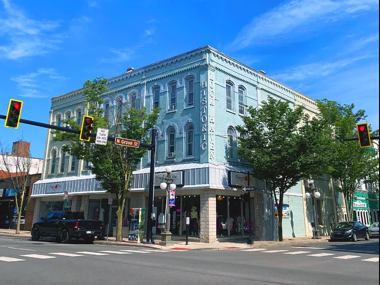 143 E Main St #3C — Photo 1