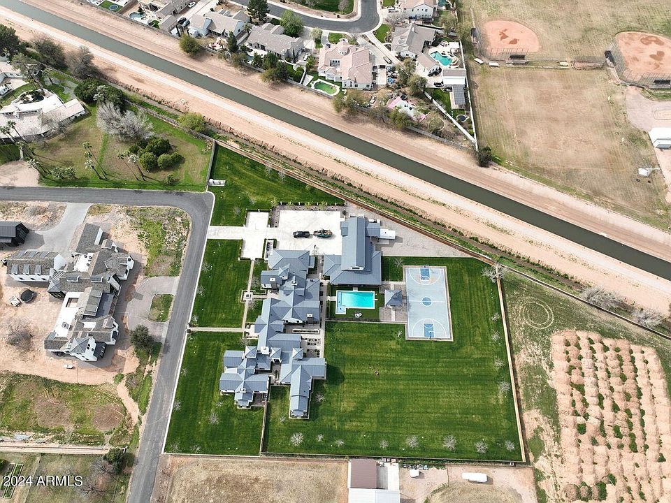 1st image of 2620 E PALO VERDE Street