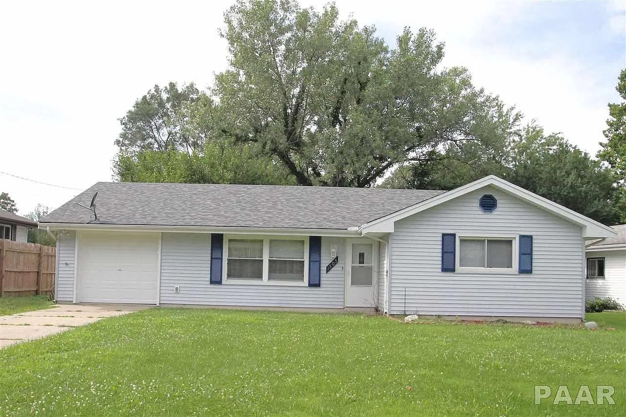 1505 N Autumn Ln photo 1