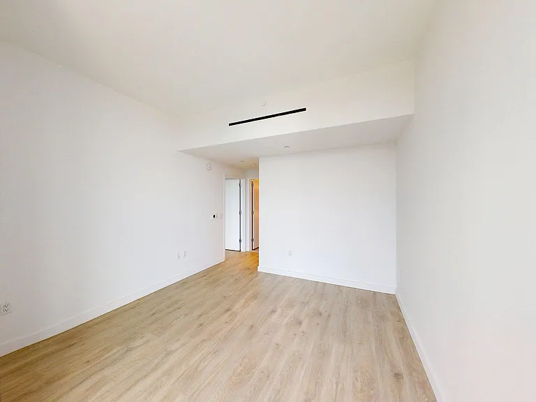 242 W 53rd St #63B — Photo 5