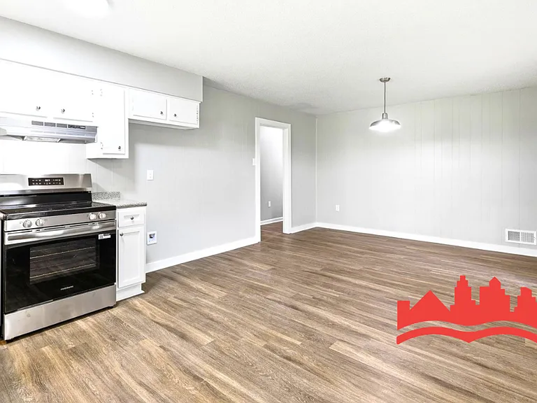7002 Richard Wilson Dr — Photo 12