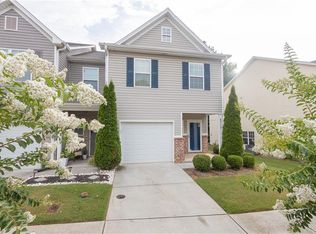 4727 Beacon Ridge Ln, Flowery Branch, GA 30542