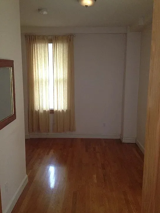 3 bed, 2.0 bath, $3,500 — Photo 4