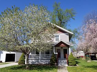 422 S Oak St, Ottawa, KS 66067