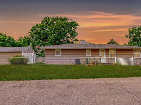 1128 E Maywood Ave, Peoria, IL 61603