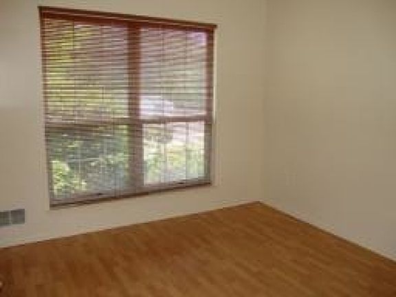2nd image of 50 Pine St #C700n-7014