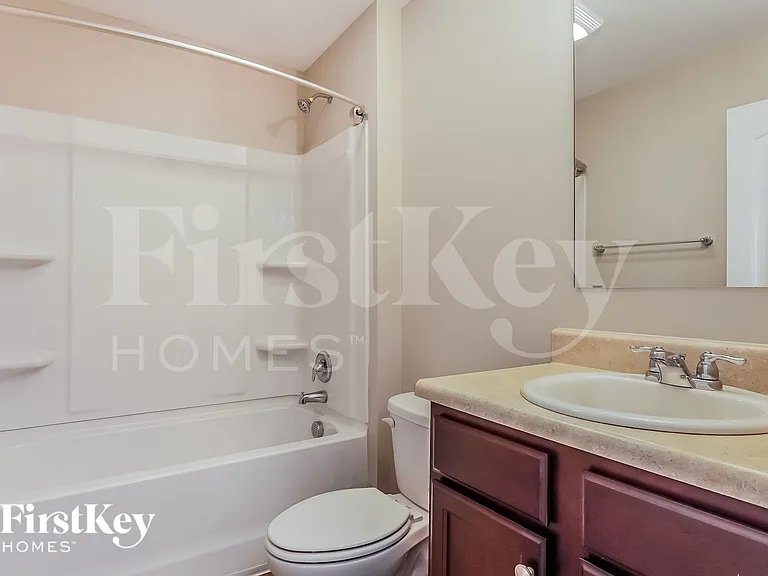 549 Waterstone Dr — Photo 17