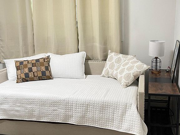 Single daybed