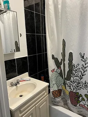 Rented by Corcoran | media 6