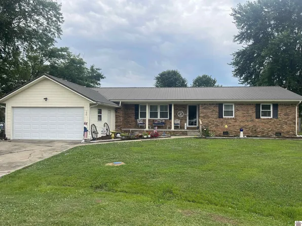 130 Connie Ct, Paducah, KY 42003