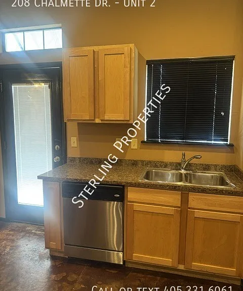 208 Chalmette Dr #2 — Photo 8