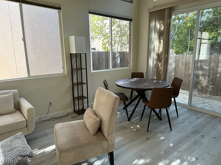 10974 Caminito Arcada — Photo 5