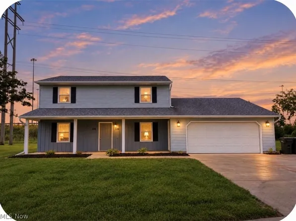 124 Creekfield Ct, Elyria, OH 44035
