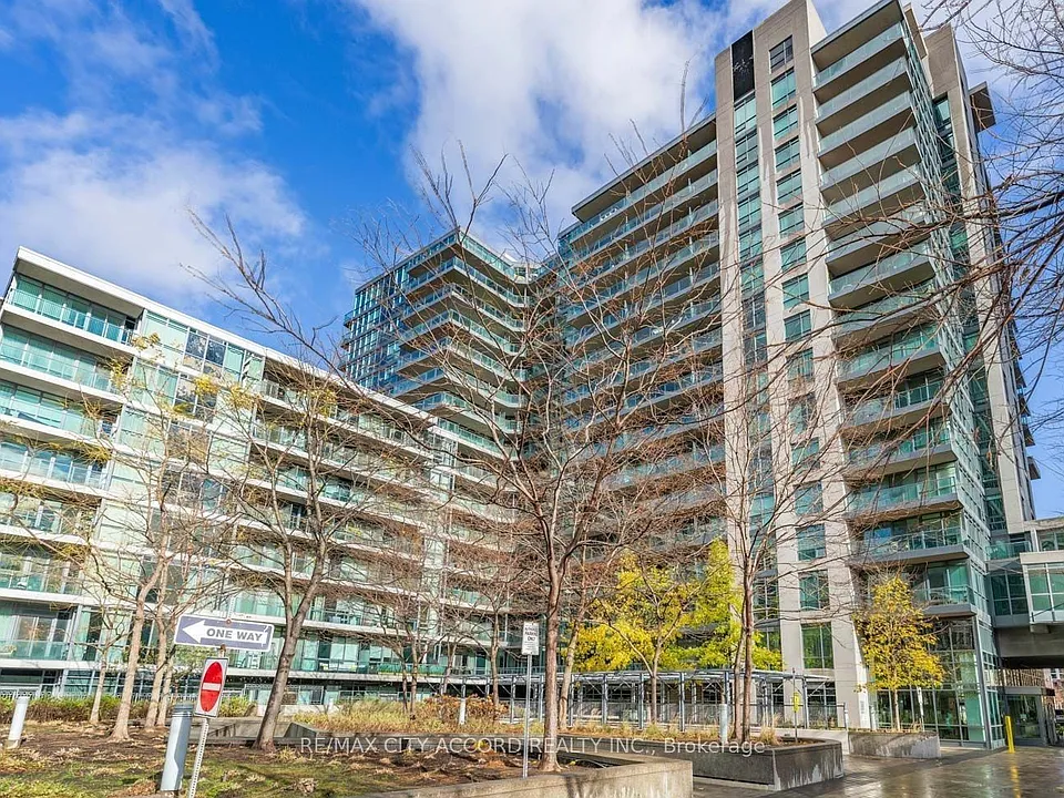 209 Fort York Blvd #378