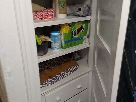 Foyer cabinet