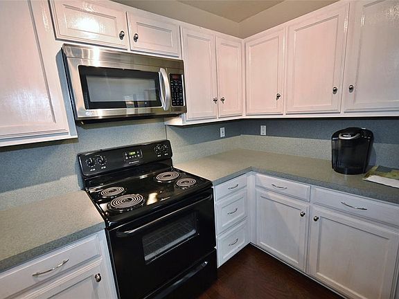 5th image of 1638 Turtledove Dr