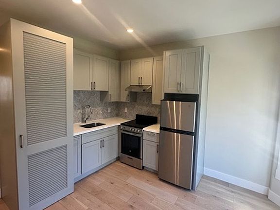 5th image of 1146 Taylor St APT 12