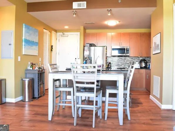 711 Cosmopolitan Dr Unit 715, Atlanta, GA 30324