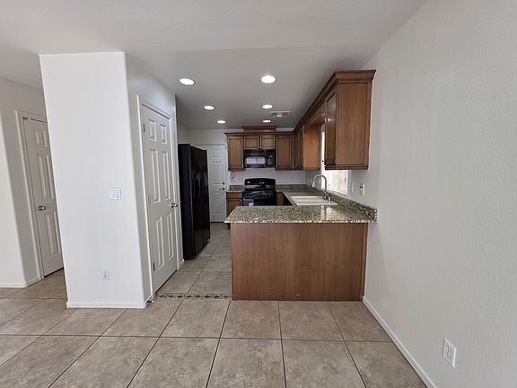 5th image of 8065 Torremolinos Ave