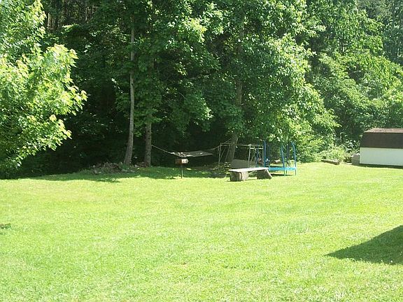 3rd image of 1086 English Fields Dr