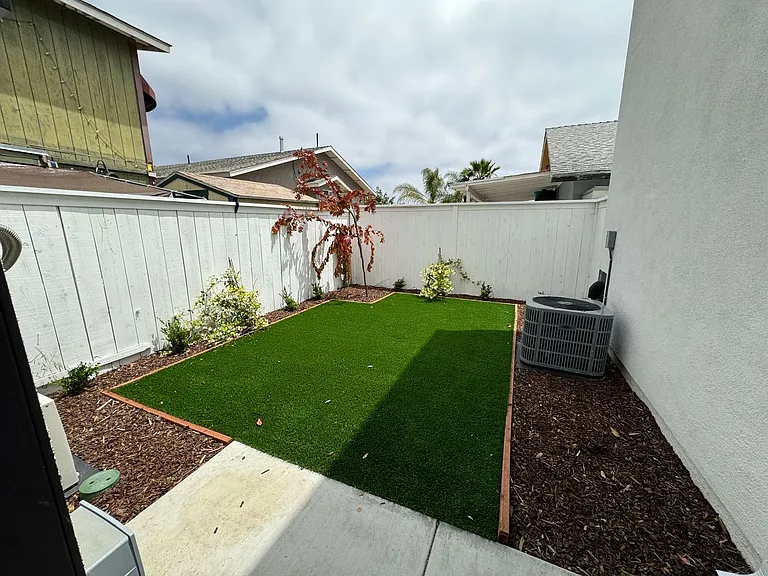 393 Gavin St — Photo 9