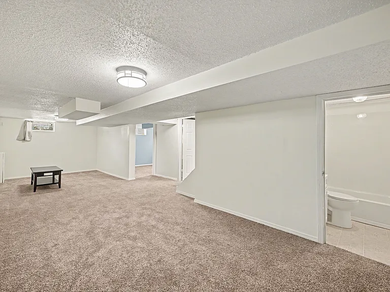 2130 S 47th St — Photo 15