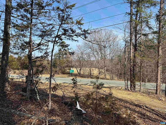 4th image of 2301 Three Notch Rd