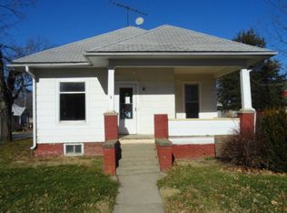 202 E Main St, Industry, IL 61440