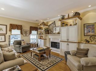 22 Golden Spruce Dr, Calverton, NY 11933