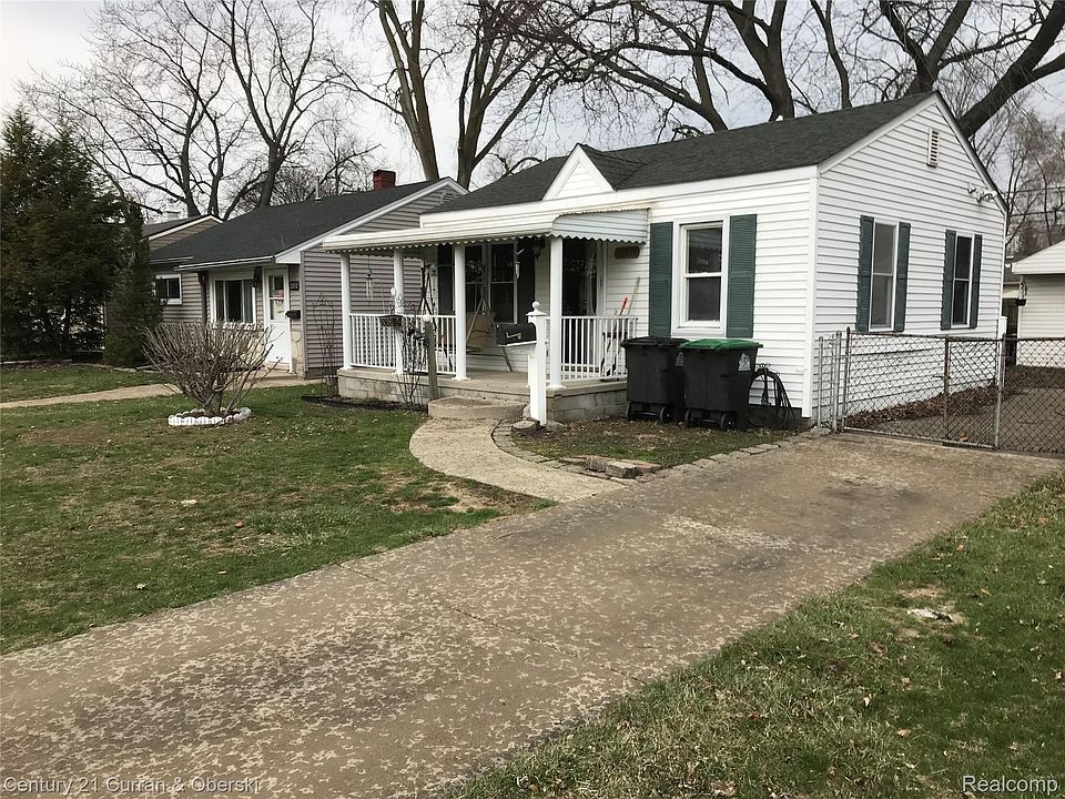 2nd image of 21524 Wick Rd