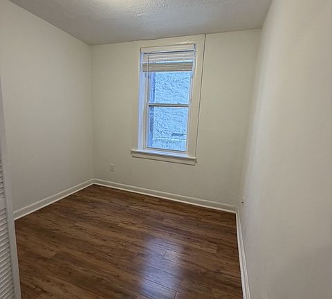 4th image of 127 Endicott St APT 3