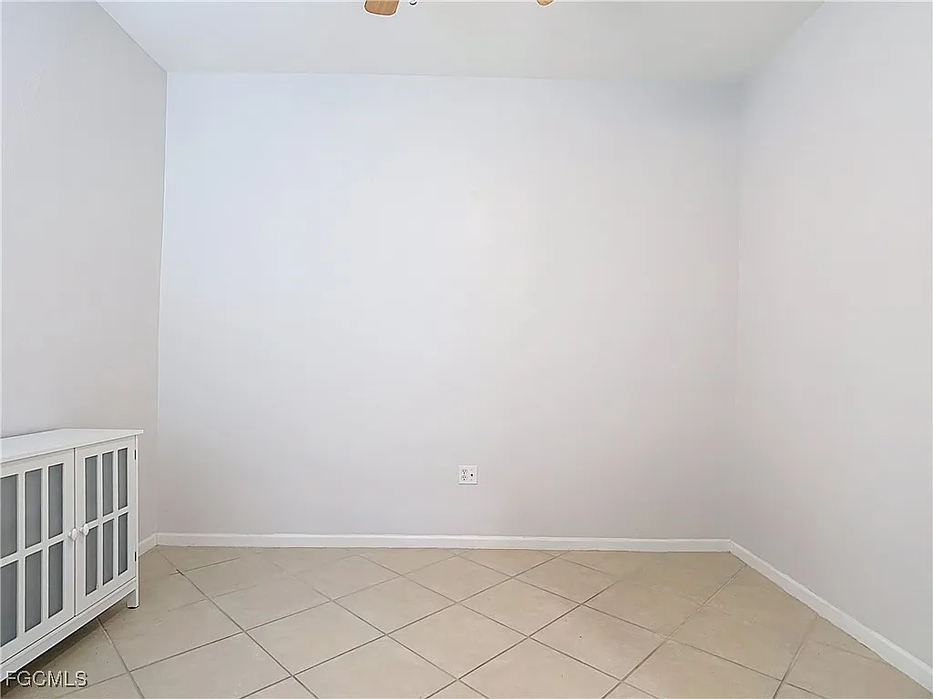 3 bed, 2.5 bath, 1562 sqft, $2,500 — Photo 4
