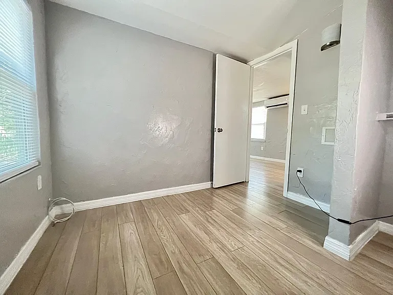 1529 12th St S #A — Photo 7