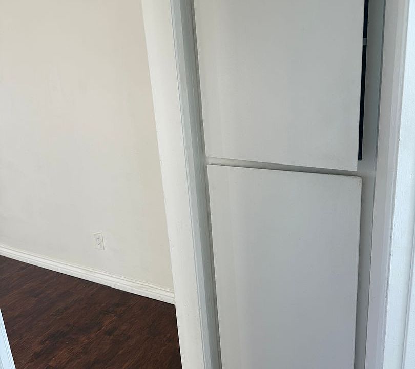 1st image of 1043 Law St APT 8