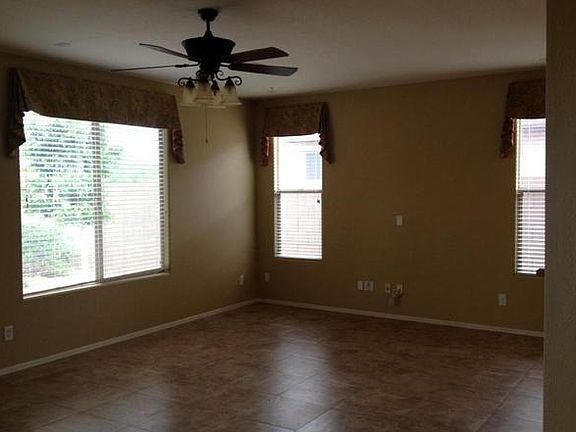 3rd image of 773 S 165th Dr