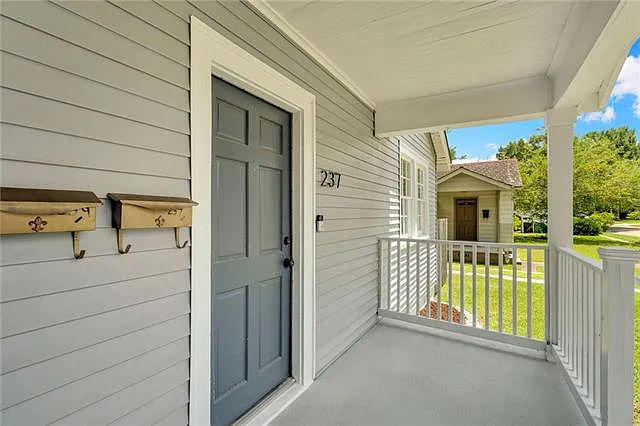 237 Vinet Ave — Photo 4
